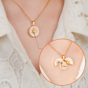 Birth Flower Engraved Name Necklace - Personalized Daisy Necklace Mother's Day