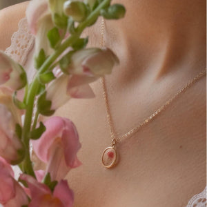 Personalized Birth Flower Family Bouquet Necklace