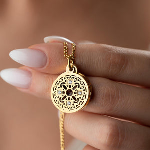 Custom Locket Necklace with Photo, Personalized Photo Pendant, Engravable Memorial Jewelry, Mothers Day Gift for Her