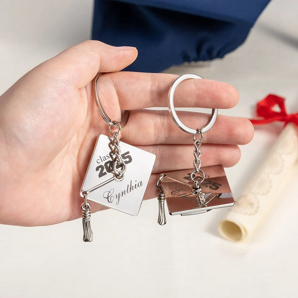 Class of 2025 Personalized Name Bachelor Cap Keychain, Bag Accessory