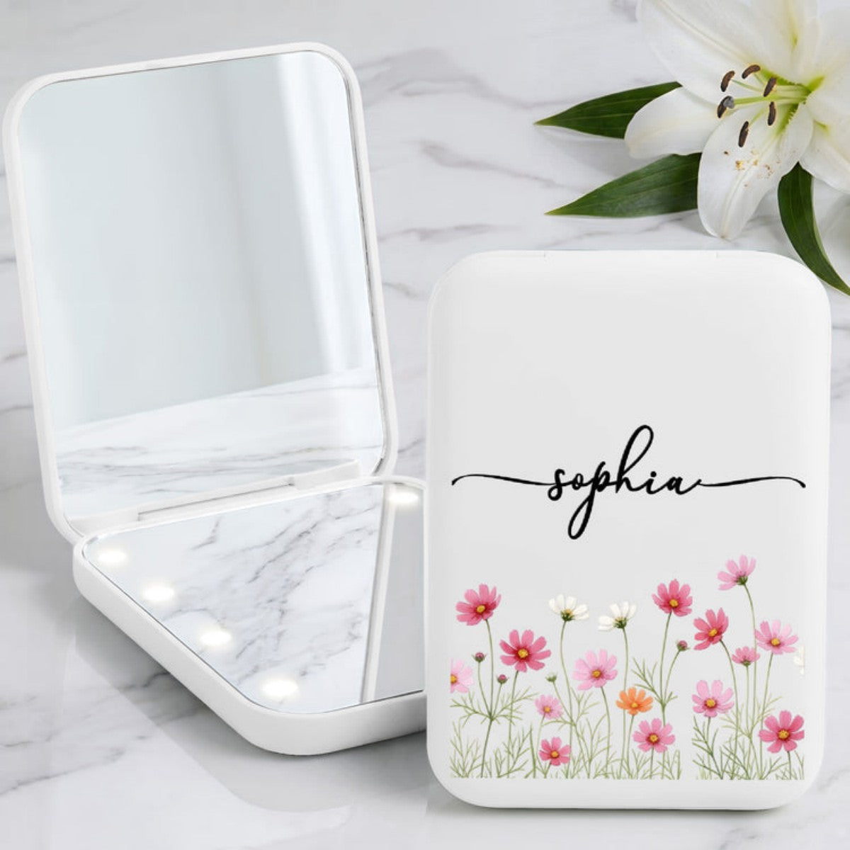 Personalized Birth Flower Mirror – Custom Name Birthday Gift For Her, Sisters, Daughters & Friends