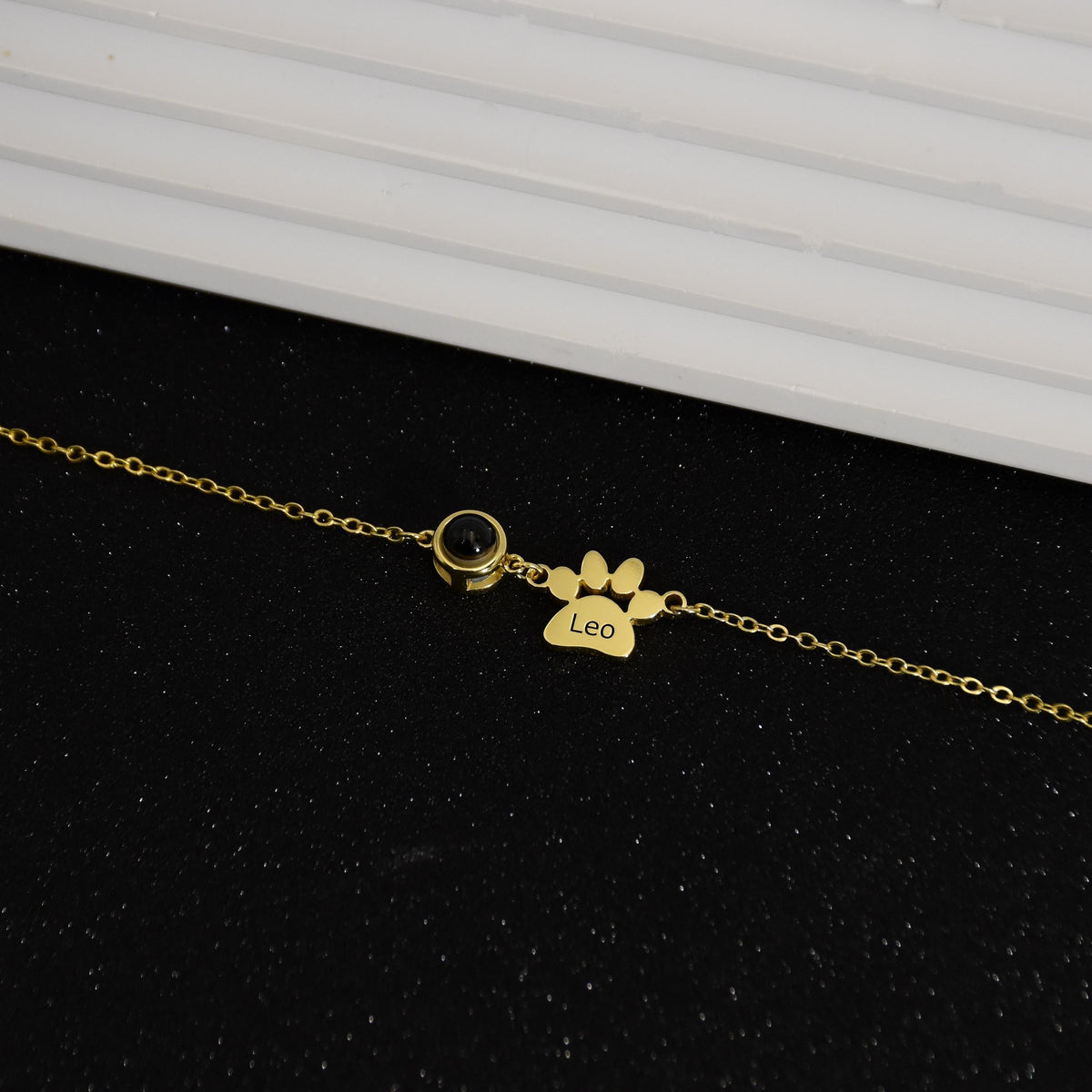 Personalized Pet Name Bracelet with Photo,Projection Bracelet for Pet Lover Gift