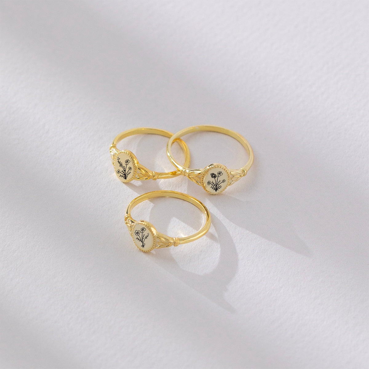 Personalized Ellipsoid Birth FlowerRing, Custom Mother Floral Ring for Women