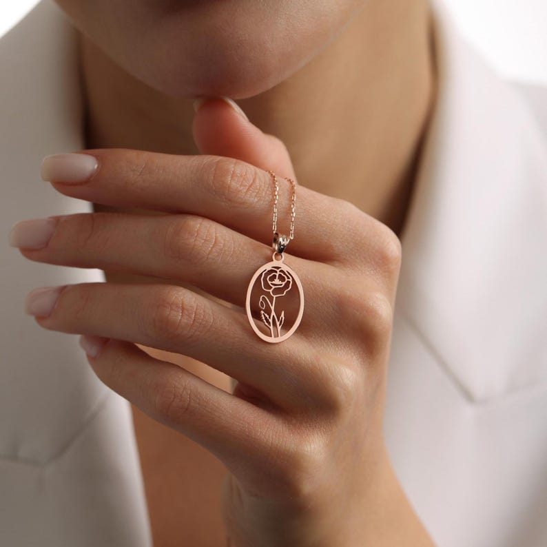 Personalized Birthflower Necklace