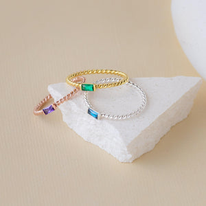 Personalized Birthstone Ring Gifts for Mom