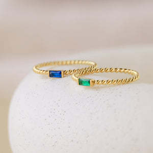 Personalized Birthstone Ring Gifts for Mom