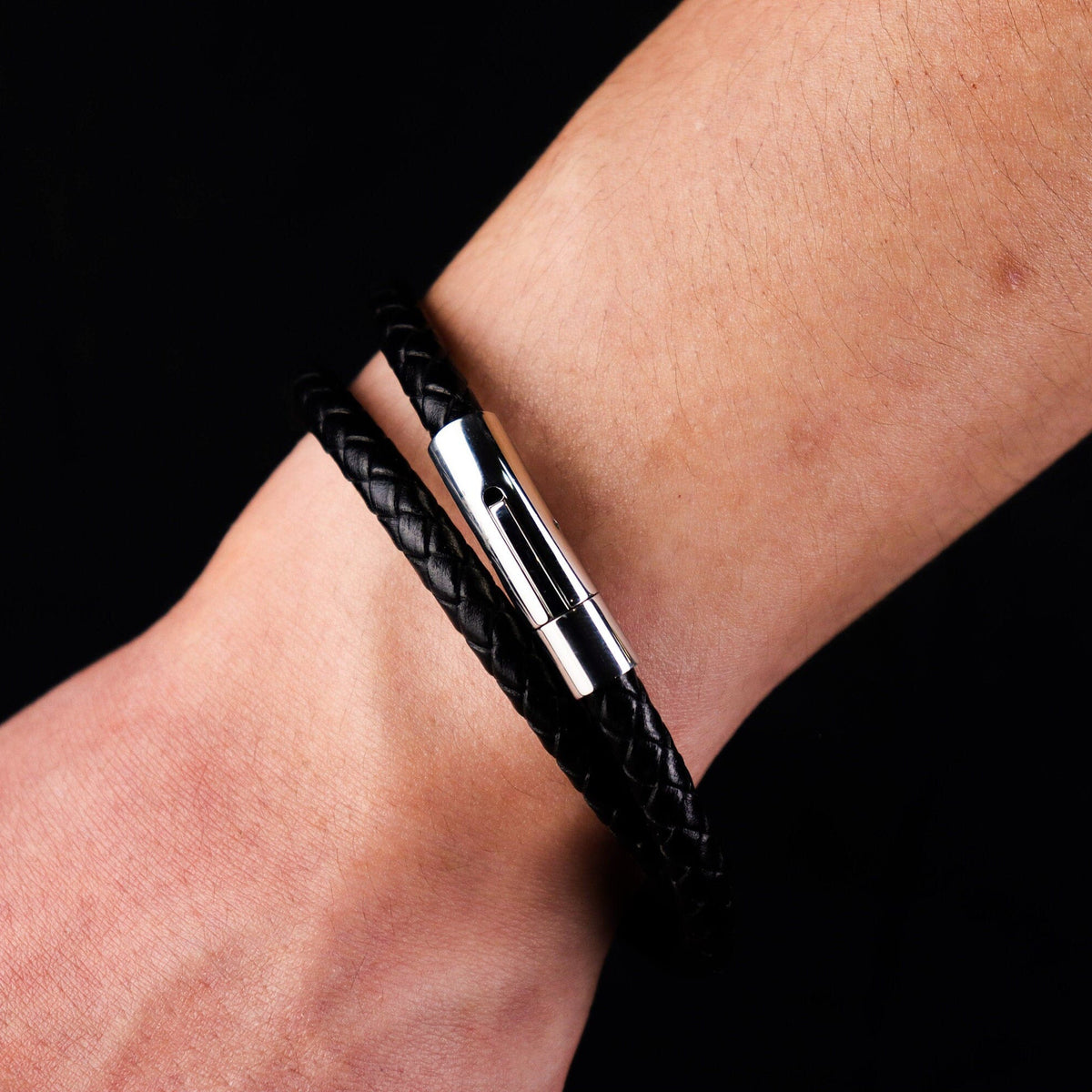 Personalized Memorial Buckle Leather Bracelet