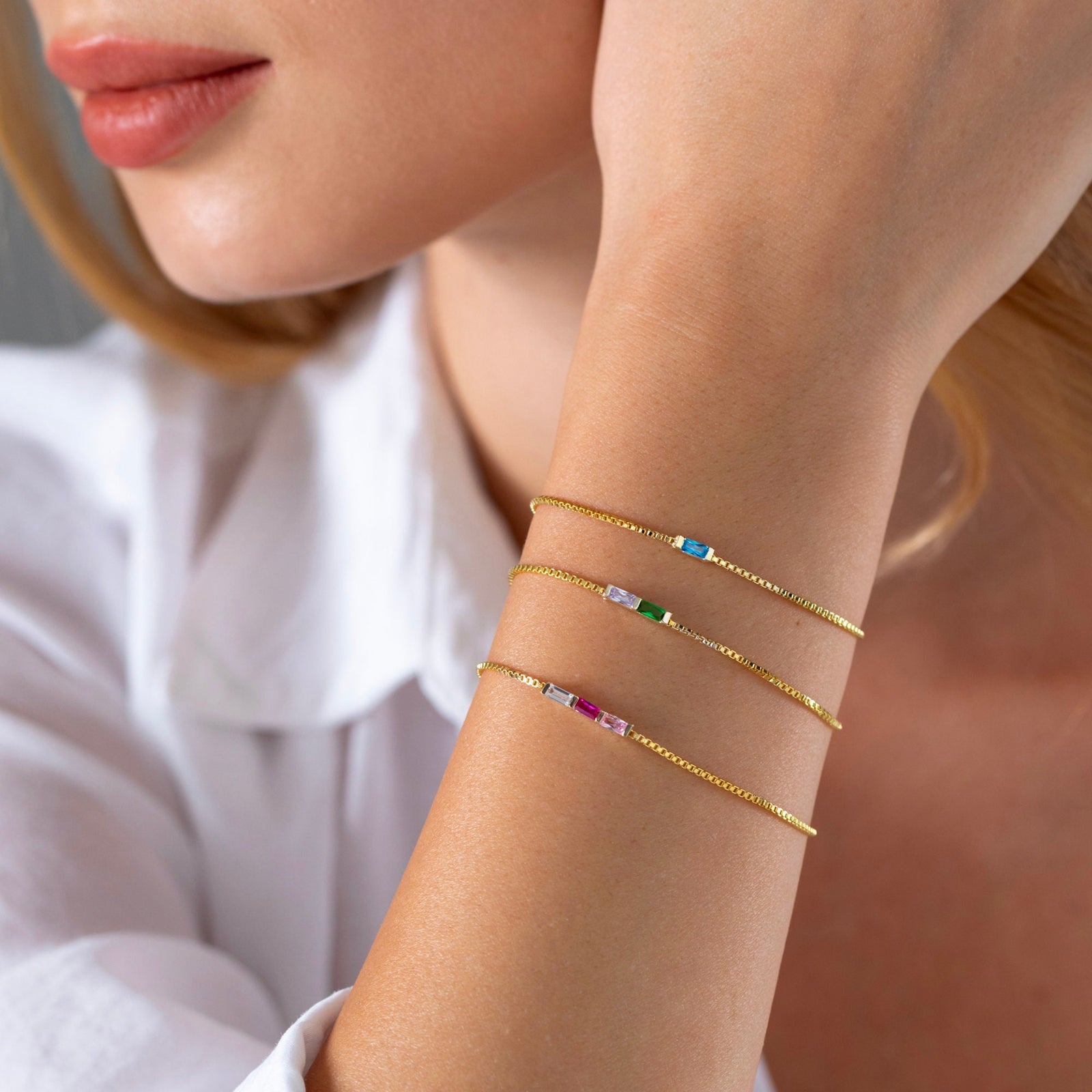 Personalized 1-6 Baguette Birthstones Dainty Bracelet