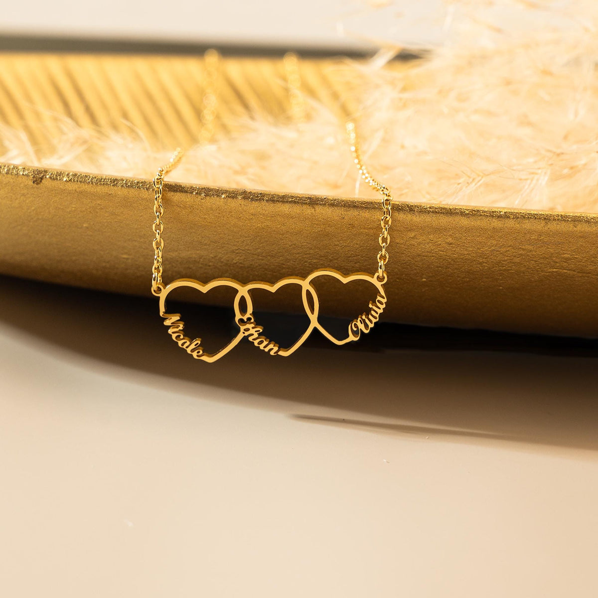 Personalized Multiple Heart Necklace Gift for Mom With Kids Names