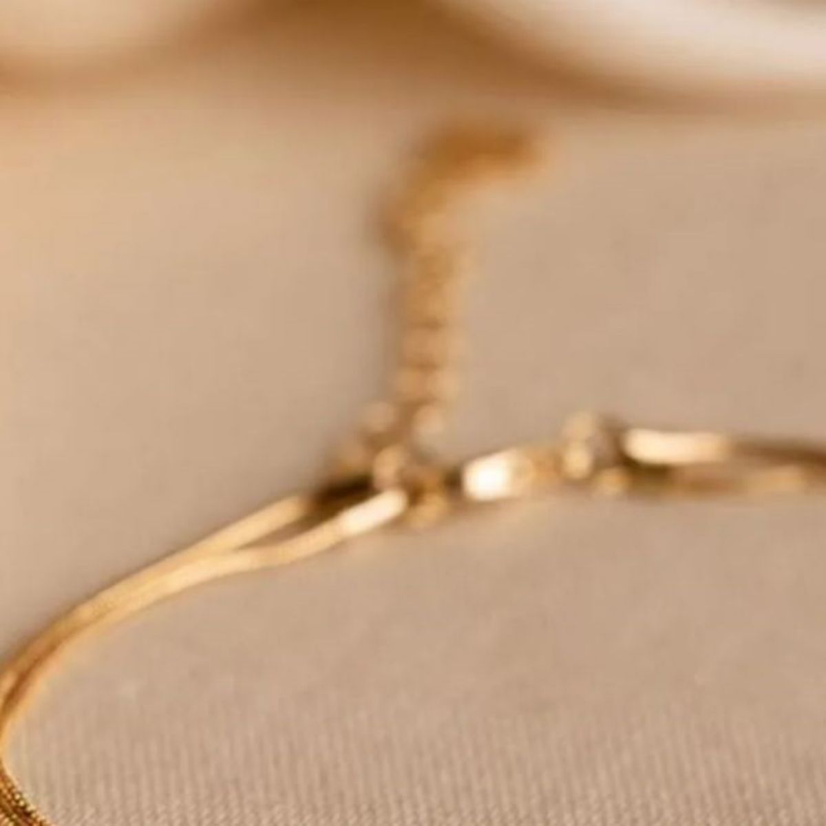 Personalized 1-12 Birth Flowers Knot Bracelet