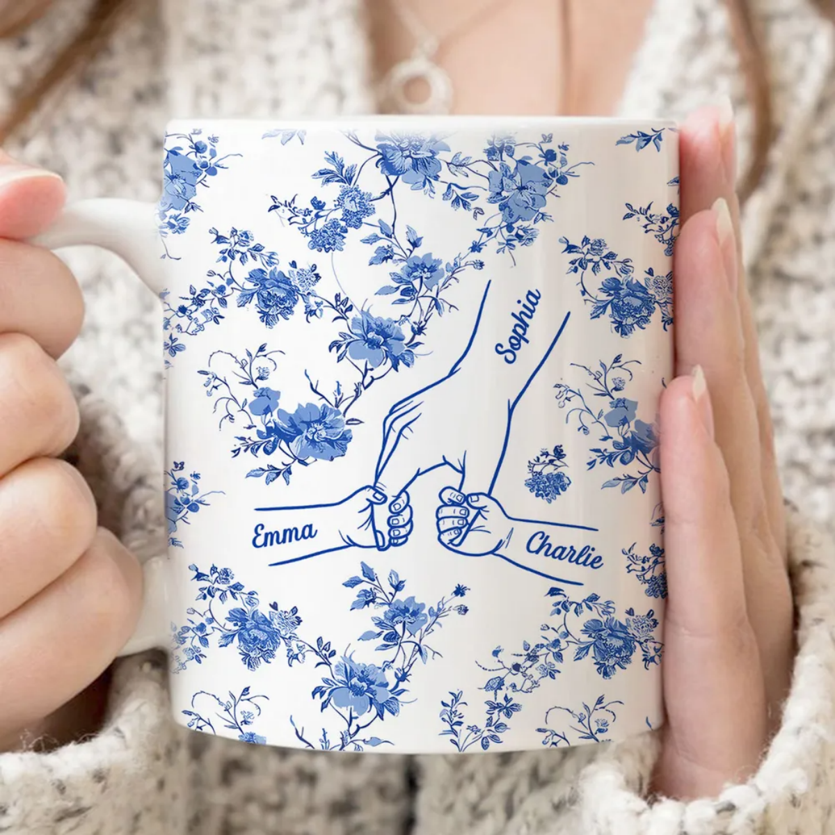 Mom & Kids Hands Holding Outline Chinoiseries Pattern Personalized Mug