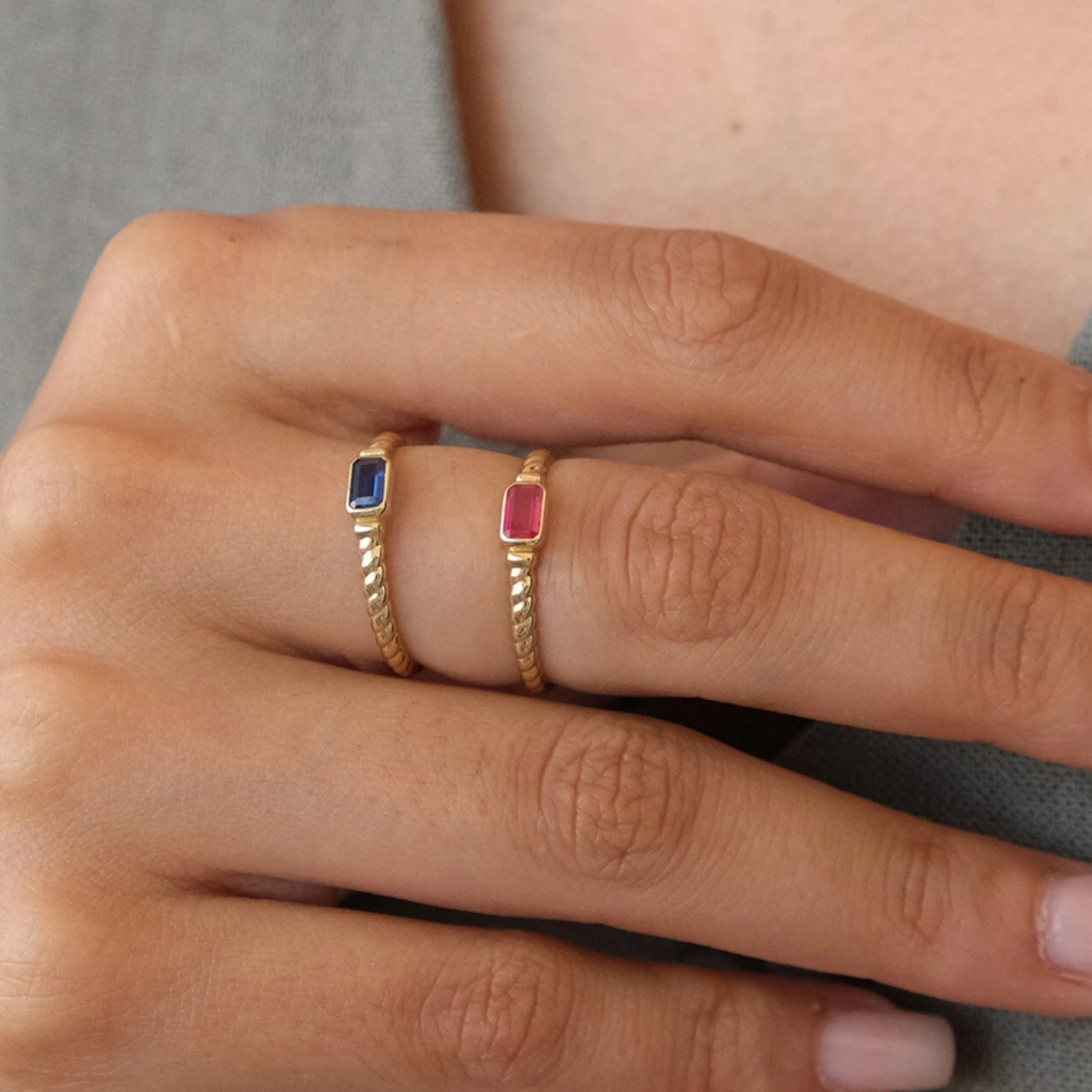 Personalized Birthstone Ring Gifts for Mom